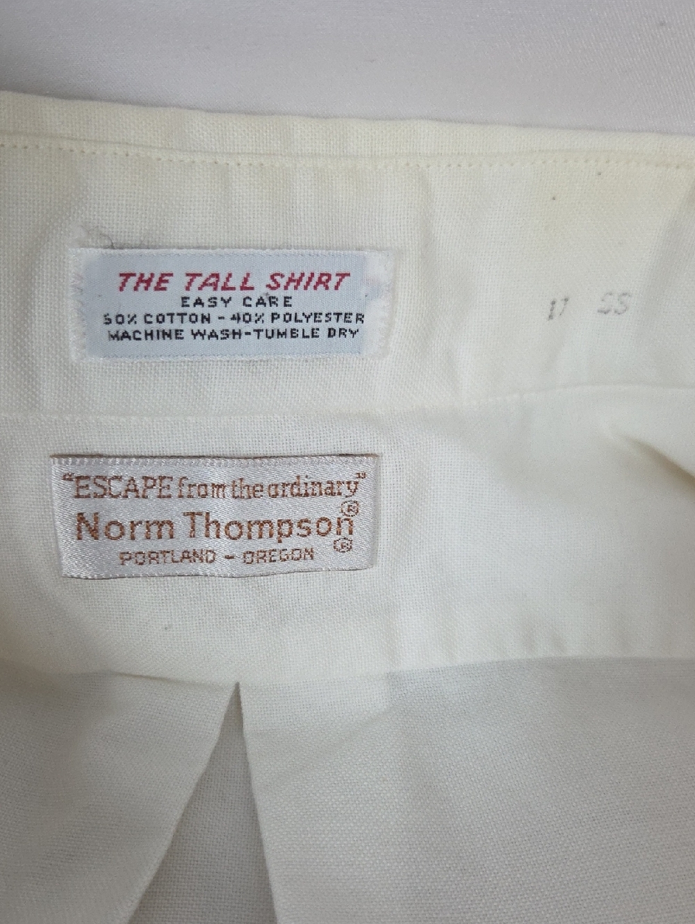 Norm Thompson..25"pit To pit...34" Length..missing One Button. - Picture 10 of 16
